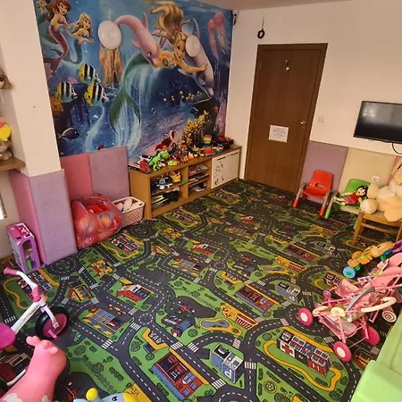 Apartment Sweet 2 *